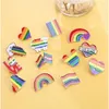 Arcobaleno Cuore Nuvola Spilla Spilla Colori cartone animato Pecora Topo Smalto Spilla Cappotto Cappello Lettera Distintivo in metallo Gioielli LGBT Lesbiche Gay Regalo GC1431