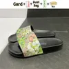 Beach Slippers Stripe Slides Rubber Shoes Bee Canvas Green Flowers Matelasse Red Satin Slide Web Bow Strawberry Print Men Women Designer Sandals