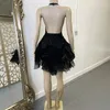 Schwarze Sexy Cocktailkleider für Frauen, Perlenfedern, V-Ausschnitt, rückenfreies Minikleid, Geburtstagsoutfit, Nachtclub-Kostüme, Vestidos de Gala