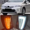 2pcs LED anteriore paraurti fendinebbia fendinebbia DRL Giorno Guadagna Luci Giallo Segnali di direzione Luce per Toyota Prius ZVW30 2012 2013 2014 2014 2015