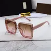 نظارات النساء لعام 2023 مصمم نساء نظارة شمسية حديثة الأنيقة الأنيقة الأنيقة الإطارات الشفافة ب مصمم النظارات الشمسية الشمس