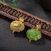 Hanger kettingen verzilverde ingelegde natuurlijke hetiaanse jade holle gesneden filigraan sachet oude goud ambachtelijke ketting dames juwelen
