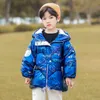 2021 Fashion zagraniczne dzieci w dół kurtki nowe dzieci ciepłe bawełniane kurtka wyściełana licealna szkoła dzieci kolorowe z kapturem do J220718