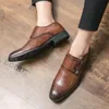 Zapatos Oxford con cadena de Metal de retazos de moda Retro británica para Hombre, mocasines para boda, graduación, fiesta de bienvenida, calzado para Hombre