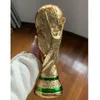 Wielka rozmiar Golden Color World Puchar World Football Mistrz pamiątki Maskotka 35 cm Wysokość Pucharu Świata zabawka 220711