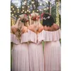 2022 Chiffon Long Bridesmaid Dresses Elegant Pink Off The Shoulder Beach Bohemian Maid of Honor Wedding Party Plus Size Prom Gown