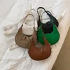 Bolsas de noite Bolsa de ombro de couro sólida de cor PU para mulheres 2022 pequenas bolsas de estilo simples e bolsas viagens femininas TOTESENING