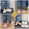 Utune Panda Sandals Sandals Slippers For Kid Soft mignon Migne 2 ans Boy and Girl Chinese Clog 7 12 Baby Shoes 220618