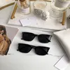 Luxury Designer Sunglass For Women Mens Designers Brand Sunshade Glasses Goggle Rectangle Square Protect Eyesight From UV 2206241XQ