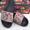 Top 2022S Sommer Slide Mode Hausschuhe Männer Frauen Sandalen Damen Flip Flops Müßiggänger Schwarz Weiß Rot Grün Slides Schuhe 0004