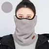 ベレー帽の女性暖かいぬいぐるみイヤーマフ耳保護フェイススカーフ屋外の寒い冬のアクセサリーはマスクベレットを調整可能