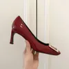 Designer di lusso da donna Primavera Autunno Tacchi alti Punta quadrata Scarpe da barca formali in pelle verniciata con tacco alto Tinta unita Scarpe da sposa rosse Nuovo look Ragazze