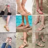 Summer Renecaovilla Caterina Crystal-embelled Sandals Shoes Women Bow Party Wedding Bridal Gladiator Sandalias Comfort Walking Lady Flats med Box EU35-43