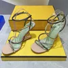 Sandales Sandales à talons en métal pour designer de luxe pour femmes Chaussures habillées à bande étroite en cuir véritable