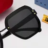 Ovala solglasögon för kvinna designer solglasögon PC acetat plank legering solskydd glasögon antireflektion optisk ram sommar mode matcha glasögon med låda