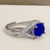 Anillos de circón con dijes multicolores de lujo para mujer, joyería de fiesta, conjunto de circón de zafiro abierto, anillo de órbita de diamante azul rubí colorido