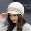 Beralar İnci Zirve Şapka Bayanlar Kış Termal Örme Kapak Rüzgar Geçirmez Düz Renk Kulaklıkları Sonbahar Kadın Bere 6 Colorberets