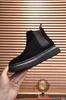 2021 Mens Designer Top Qualité Bottines Marque De Mode Designer Randonnée Travail Martin Bottes Homme D'affaires Chunky Talons Chaussures Taille 38-45