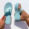 Sandales pour femmes 2022 Pantoufles compensées d'été Chaussures Tongs Femme Dames Dame Diapositives décontractées Ytmtloy Intérieur Zapatillas Mujer Y220412