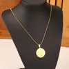 Pendentif Colliers Européen Et Américain En Acier Inoxydable Collier À La Mode Hommes Femmes Personnalité Btc Chandail Chaîne Bijoux Cadeau