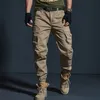 Högkvalitativ khaki casual män Taktiska joggar kamouflage lastbyxor multipocket mode svarta armébyxor 220702