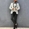 Groom Tuxedos سترة سترة سترة أبيض مع بانت زي الرجال بدلات 3 قطع مسطحة رفيعة النحافة تناسب سوداء الذروة الذروة الزفاف تيرنو مركولينو