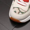 Lüks Tasarımcılar Düğün Partisi Ayakkabıları Moda Dantel Yukarı Beyaz Tuval Nefes Alabilir Sıradan All Maç Sporcular Yuvarlak Toe Kalın Alt Boş Zamanlı Yürüyüş Loafers N32