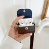 حافظة AirPods مصممة بطريقة ريترو بطباعة نمط جديد مع خطاف سلسلة لحافظة حماية سماعة الأذن AirPods1 / 2 / Pro3