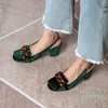 Green Slingbacks Lady Dress Shoes Diseñador de moda Fringe Velvet Tacón grueso Mujer