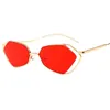 Summer Sunglasses Man Woman Unisex Fashion Glasses Retro Small Frame Design UV400 4 Color Optional 8982