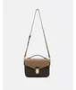 女性のための小さなクロスボディバッグのためのハイキリーショルダーバッグファッションレザーの財布デザイナーサッチェルハンドバッグブランドデザインの豪華な女性のメッセンジャーバッグ