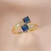 Eheringe Niedliche weibliche blaue Kristallstein-Ring 14KT Gelbgold Farbe für Frauen Luxus Braut Quadrat Zirkon VerlobungsringHochzeit Rita22