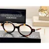 Lunettes de soleil designer Jing Boran Star Same des lunettes de soleil de plaque carrée allemande P6 Lunette de soleil de mode personnalisée Kuboraum4382037