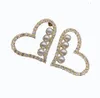 Personlighetsdesigner brev örhänge Stud Classic Pearl Earrings Bijoux för Women Lady Bride Party Wedding Lovers Gift Engagement Jewelry Gift
