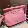 24X14X8CM clássico P fivela rosa bolsa de armazenamento de maquiagem bolsa cosmética com caixa de presente organizador de coleção239h9603955