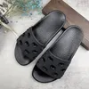 2023 Herrens kvinnors tofflor Summer Rubber Sandals Beach Slide Fashion Scuffs tredimensionella teckensnitt inomhusskor Storlek 35-47