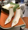 Tasarımcı Lüks Orta Tüp Martin Boots Sonbahar Kış Kadınlar 2021 Sivri Ayak Toe 2.5cm Yükseltilmiş Tek Seksi Boot Siyah ve Beyaz Kısa Bots