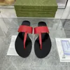 2022 couro tanga sandália mulheres homens designer chinelos moda fina flip flops sapatos verão praia casual slides preto branco tamanho