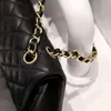 Väskor Designer Caviar Leather Ladies Handbags Cowhide Plånböcker Messenger Väskor qui Sömd Flap