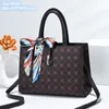 Whole ladies leathers shoulder bags sweet lady ribbon bow handbag three-layer compartment large capacity ladies tote bag stree285e