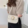 HBP Package bag fashion heart shaped lock sensation leisure day crossbody lady handbags