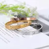 Hochwertiger, galvanisierter 18-Karat-Gold-Manschetten-Liebesarmreif aus 316L-Edelstahl, Schmuck, Modedesigner-Armband für Frauen