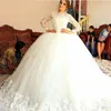 Robe de mariée de la robe de luxe Princess Robe de mariée 2022 Dentelle à manches longues Approche de la dentelle Arabe Élégante robes de mariée Vestido de Noiva
