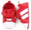 Första Walkers Summer Autumn Baby Girls Shoes Randig PU Non-Slip Baby Boy Casual Sneakers 0-18m