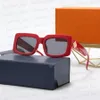Designer occhiali da sole Fashion Fashion Retro Frame Glasses for Man Woman Summer Outdoor Sun Goggle 6 Color Opzionale Buona qualità3192156