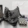 22 Yeni Hobos Üçgen Omuz Çantası Kız Tasarımcı Crossbody Çanta Kompozit Çanta Sikke Çanta