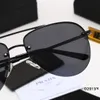 أزياء مصمم الأزياء الشمسية نظارة شمسية للرجال الكلاسيكية النظارات Goggle Goggle Outdoor Beach Sun Glasses for Man Woman Color مع Box