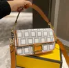 Plånbok designers handväska väska axel retro mode crossbody purse ryggsäck vintage bokstäver shopping tote har dragkedja pocket kvinnor lyxiga väskor handväskor med låda