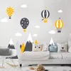 Große Berge Luftballons Wolken Wandaufkleber Jungen Baby Aufkleber Abnehmbare Kinderzimmer Wandkunst PVC Poster Schlafzimmer Home Decor 220613