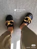 패션 플랫 - 바닥 바오 토 하프 - 견인 체인 두꺼운 솔 워드 슬리퍼 여성 샌들 페달 게으른 뮬 비치 신발